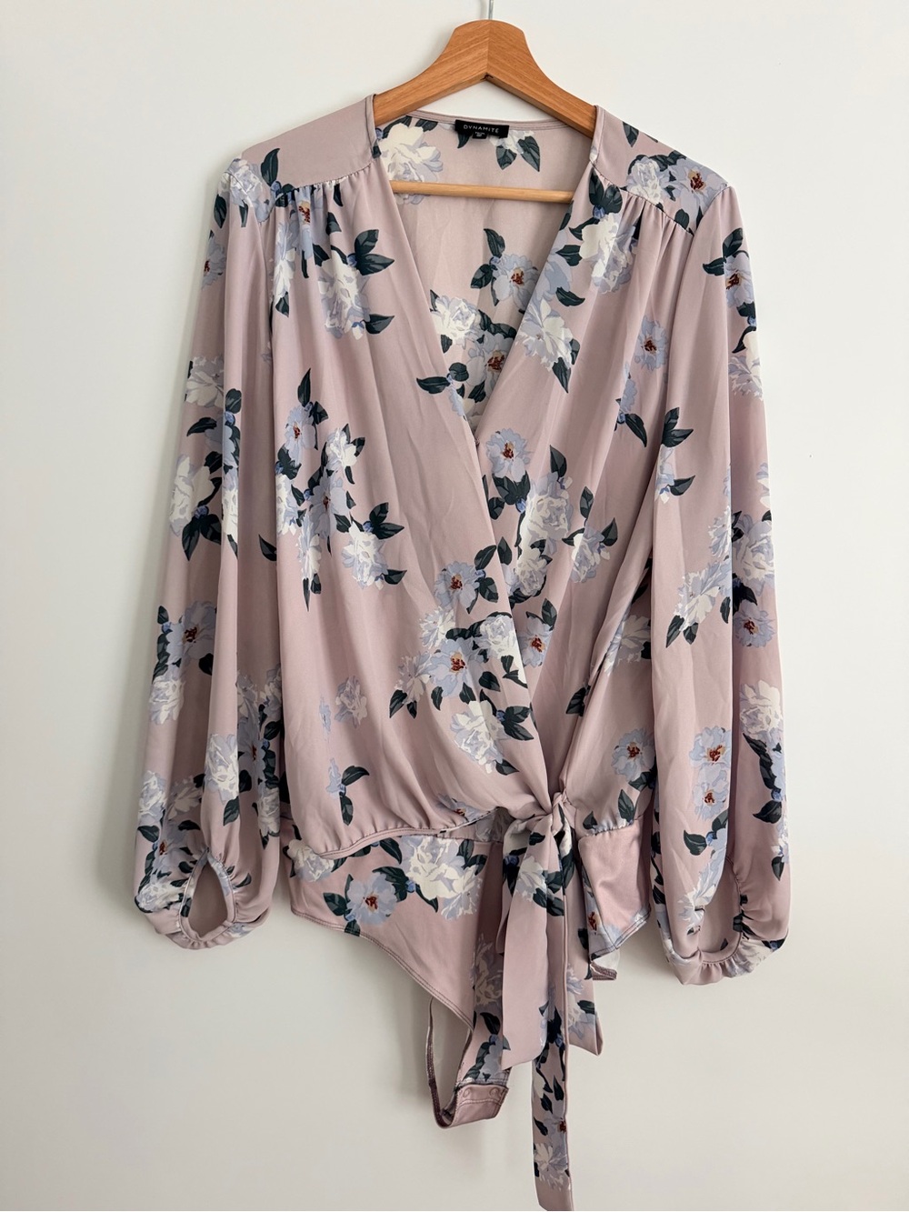 Dynamite women’s floral blouse